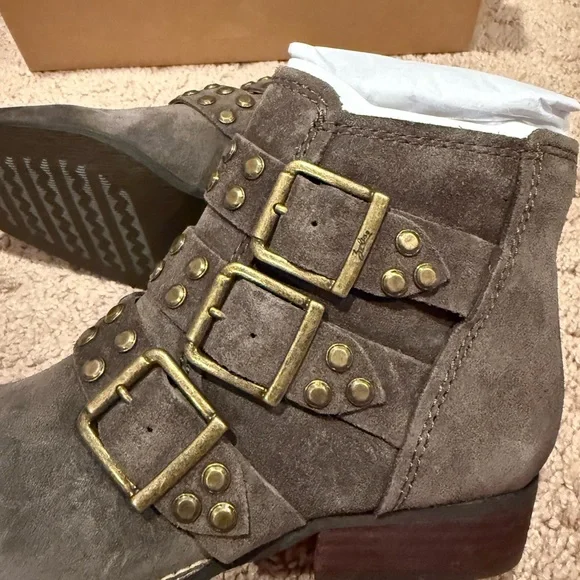 Zodiac Adele New In Box - Picture 3 of 5